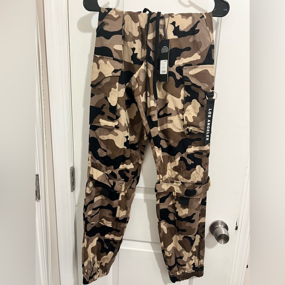 Fashion Nova Top and Bottom|Top Sz: S/M Bottom: X-Small| Color: Black/Cream - Picture 2 of 3